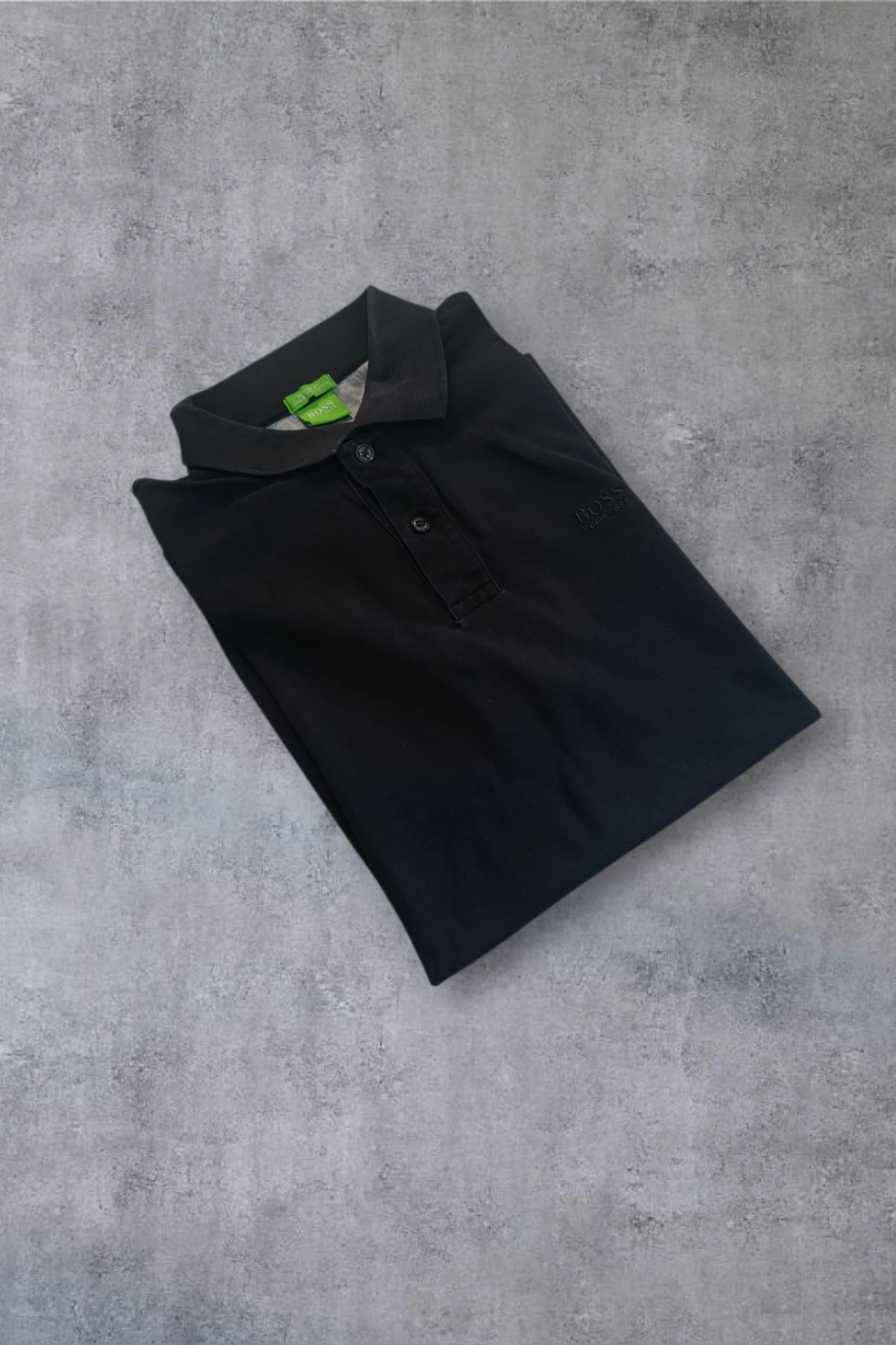 | Polo Hugo Boss Homem | Cor Preto Original | Piqué Algodão | Manga Curta | Tamanho G | – photo 2